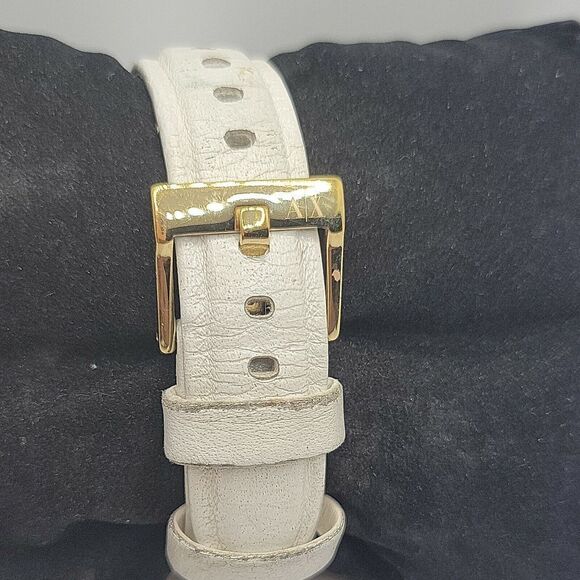Armani Exchange AX5207 Womens White Leather Analog Dial Quartz Wrist Watch BC500 - Picture 6 of 11